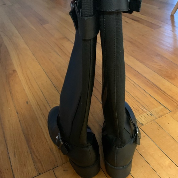 Boohoo tall boots - Picture 3 of 5